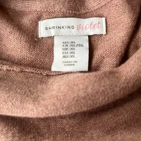 Shrinking Violet Sweater size: XL - Picture 7 of 10